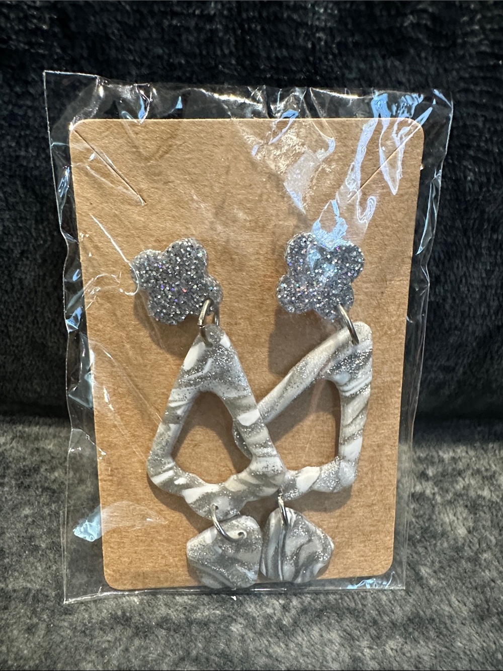 Marbled Gray Dangle Earrings with Glitter Flower Studs